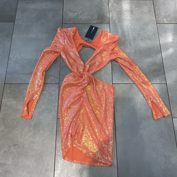 Fashion nova best angels cut out mini dress 🏵 - Picture 6 of 7